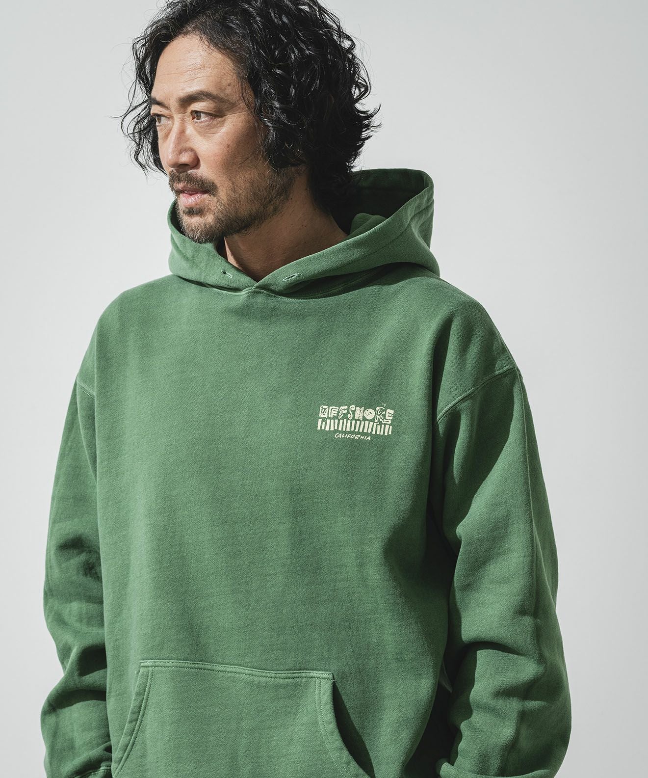 CLASSIC 90's GRAPHIC HOODIE | OFFSHORE